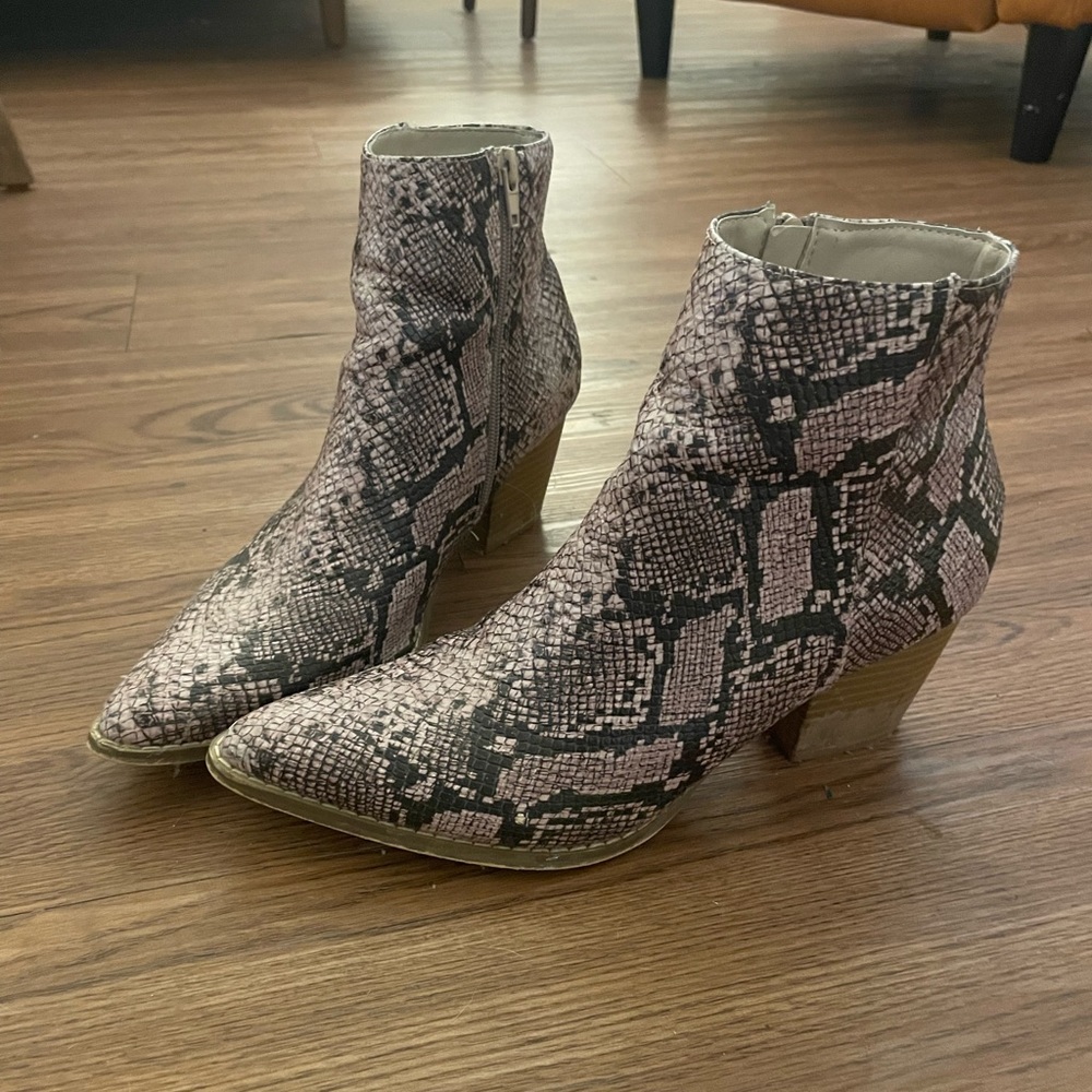 Free People Matisse Vegan Going West Snakeskin Bootie 8